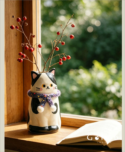 Gohobi Cute Cat Ceramic Vase – Handmade Jingdezhen Ikebana Flower Vase