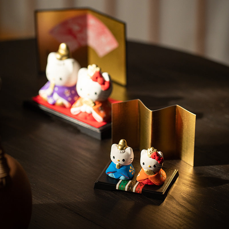 Hello Kitty Couple Ornaments - Ceramic Cute Desktop Decorations