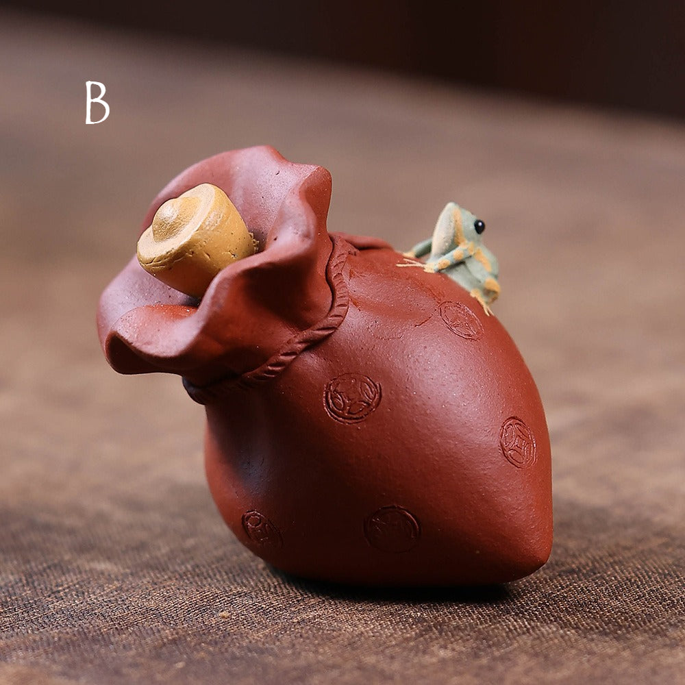 Gohobi Yixing Purple Clay Money Bag Frog Tea Pet – Handmade Lucky Ornament