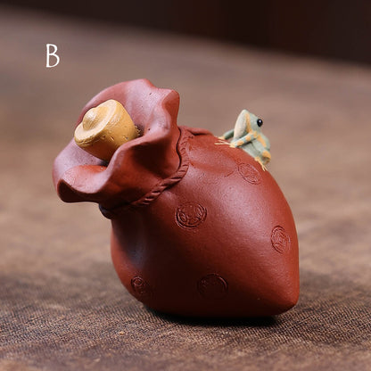 Gohobi Yixing Purple Clay Money Bag Frog Tea Pet – Handmade Lucky Ornament