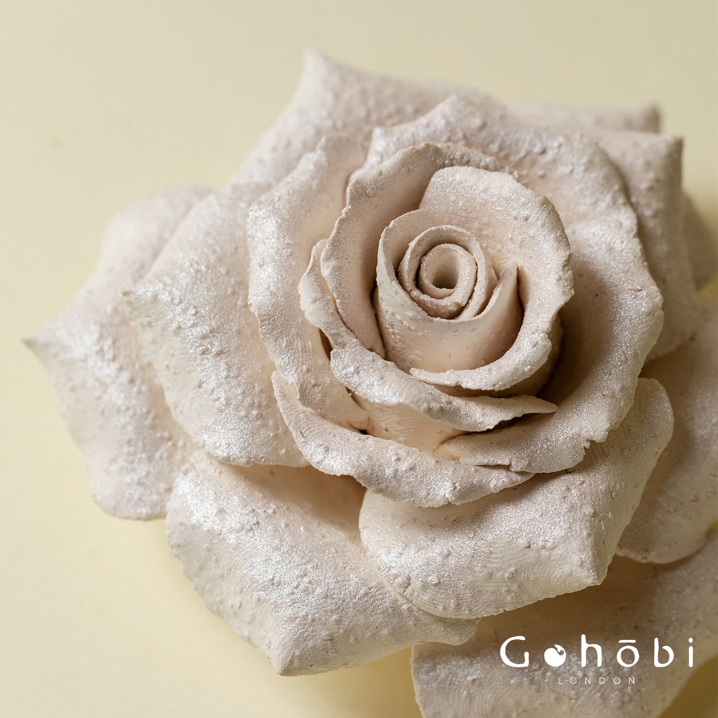 Gohobi Handmade Floral Incense Holder 002 - Black Peony and White Rose