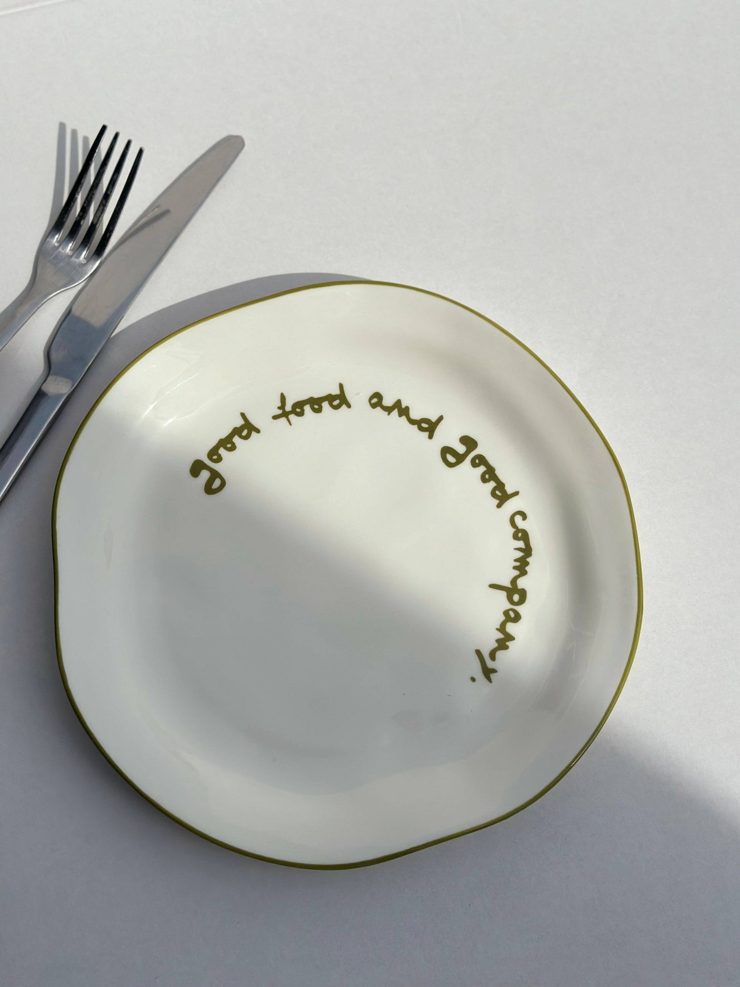 Gohobi x MÆGEN Statement Plate - 'good food and good company.'