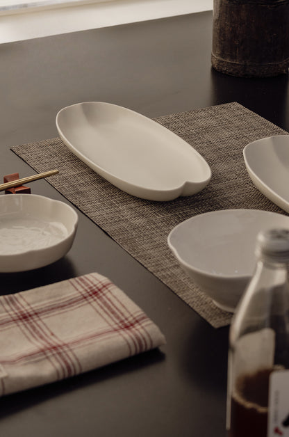 Gohobi Painted Matte Long Kwai Kou Plate