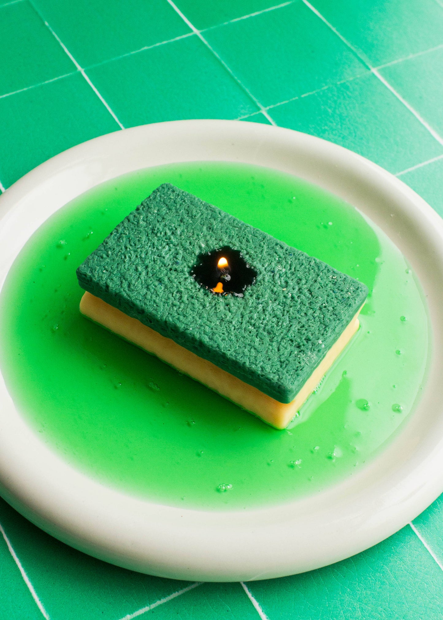HereThe Sponge Candle