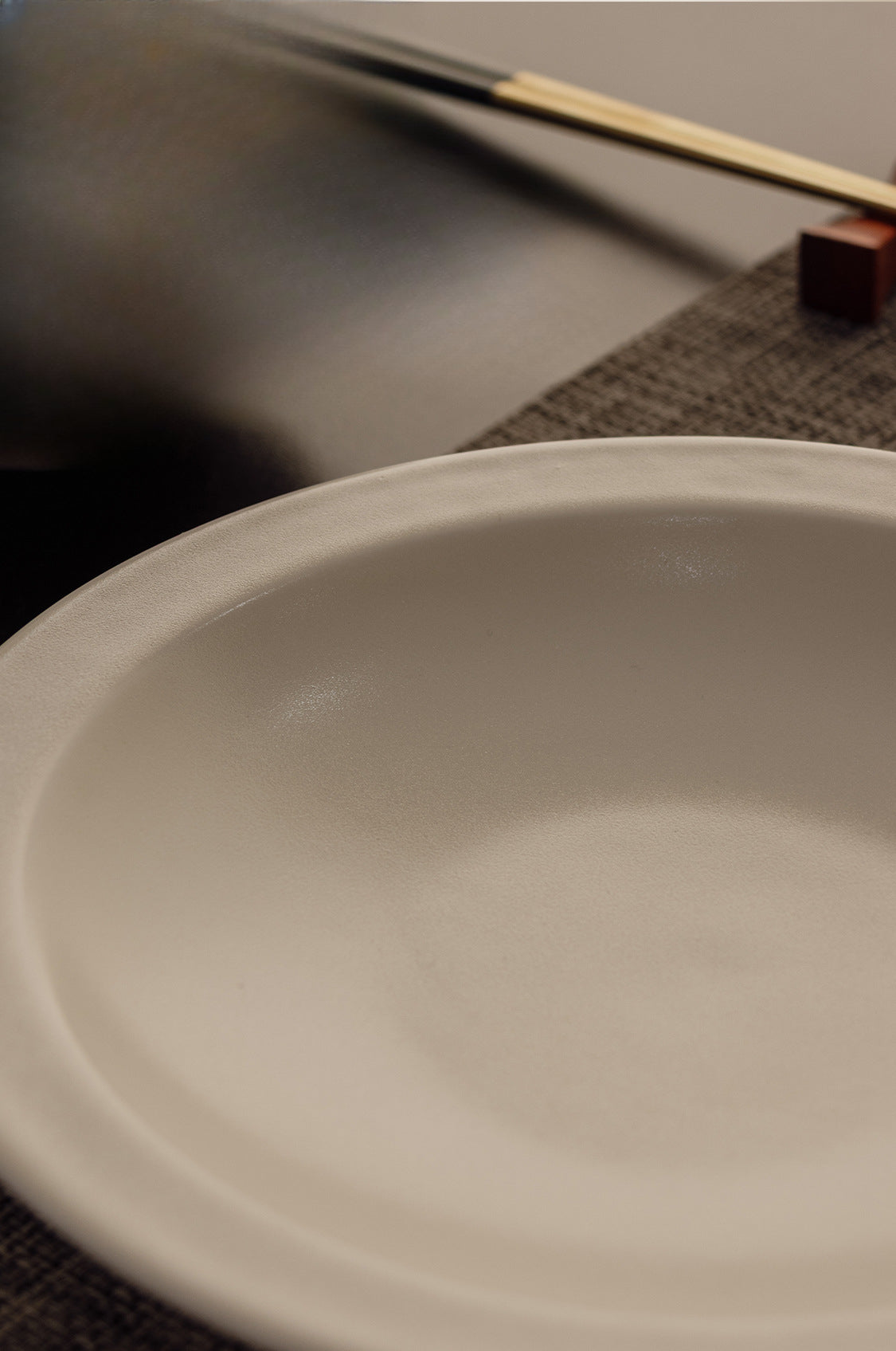 Gohobi Painted Gold Small-Foot Flat-Edge Plate