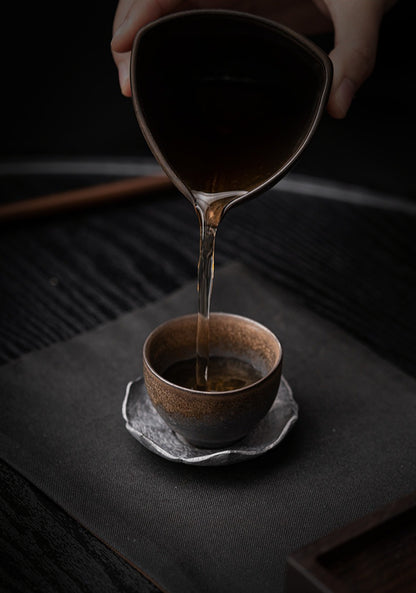 Gohobi Gilded Kung Fu Tea Cup