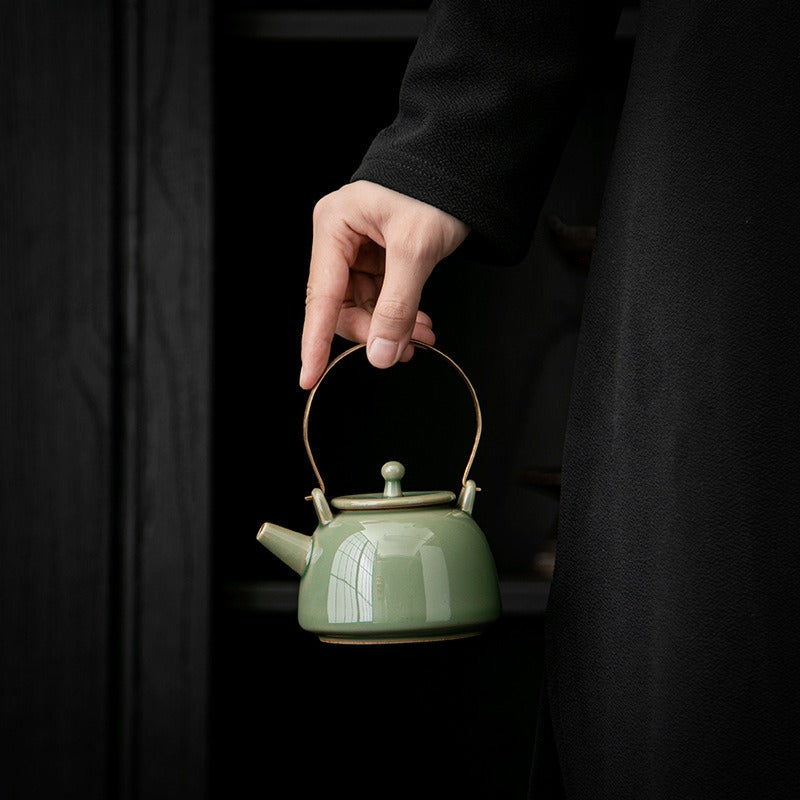 Gohobi Vintage Ceramic Teapot with Handle