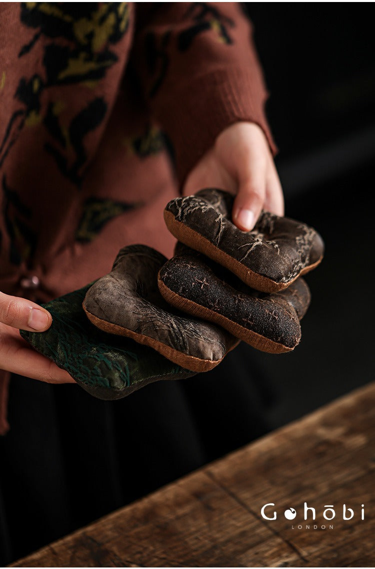 Gohobi Fragrant Cloud Silk Tea Coaster – Handmade Fabric Tea Mat for Gongfu Tea Set