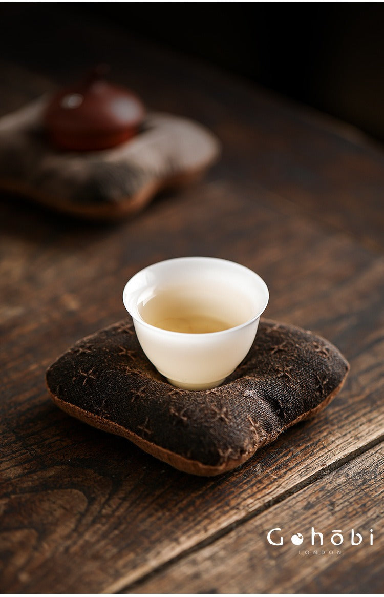 Gohobi Fragrant Cloud Silk Tea Coaster – Handmade Fabric Tea Mat for Gongfu Tea Set
