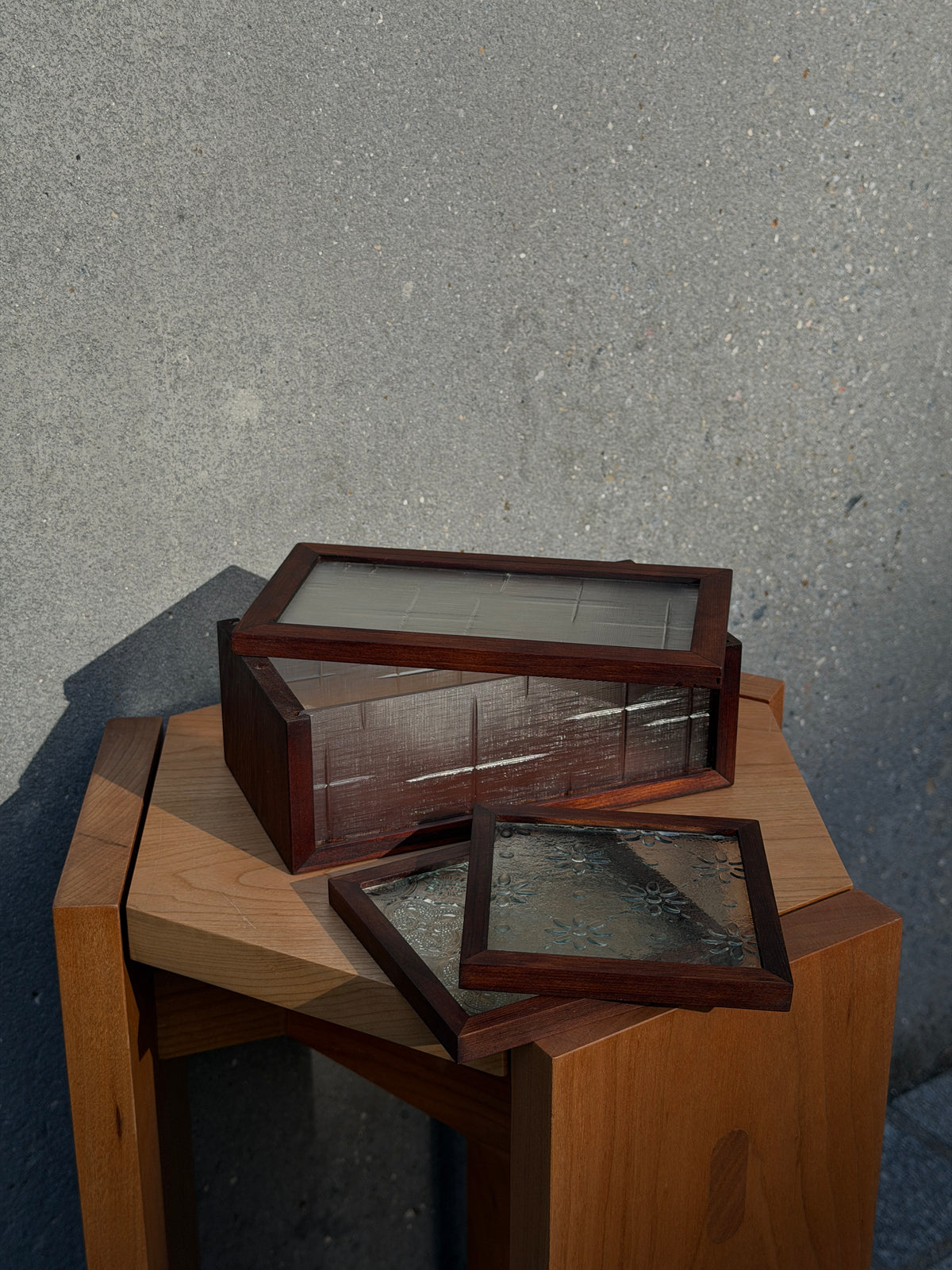 Gohobi Taiwanese Patterned Glass Coaster & Storage Box