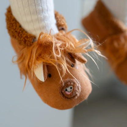 HereThe Highland Cow Slippers