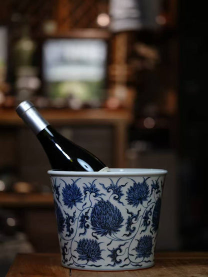 [蔓生敘古x Chingshui Tang] Wood-Fired Kiln Blue and White Lotus & Chrysanthemum Pattern Porcelain Ice Bucket