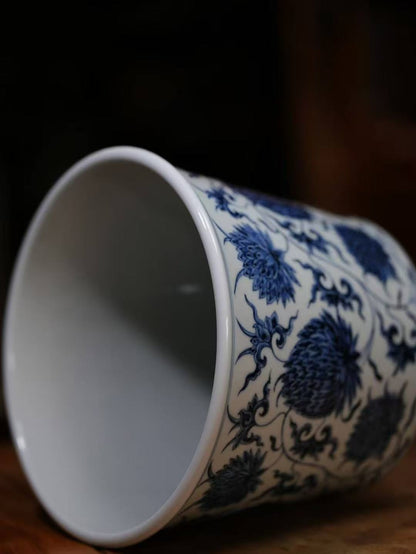 [蔓生敘古x Chingshui Tang] Wood-Fired Kiln Blue and White Lotus & Chrysanthemum Pattern Porcelain Ice Bucket