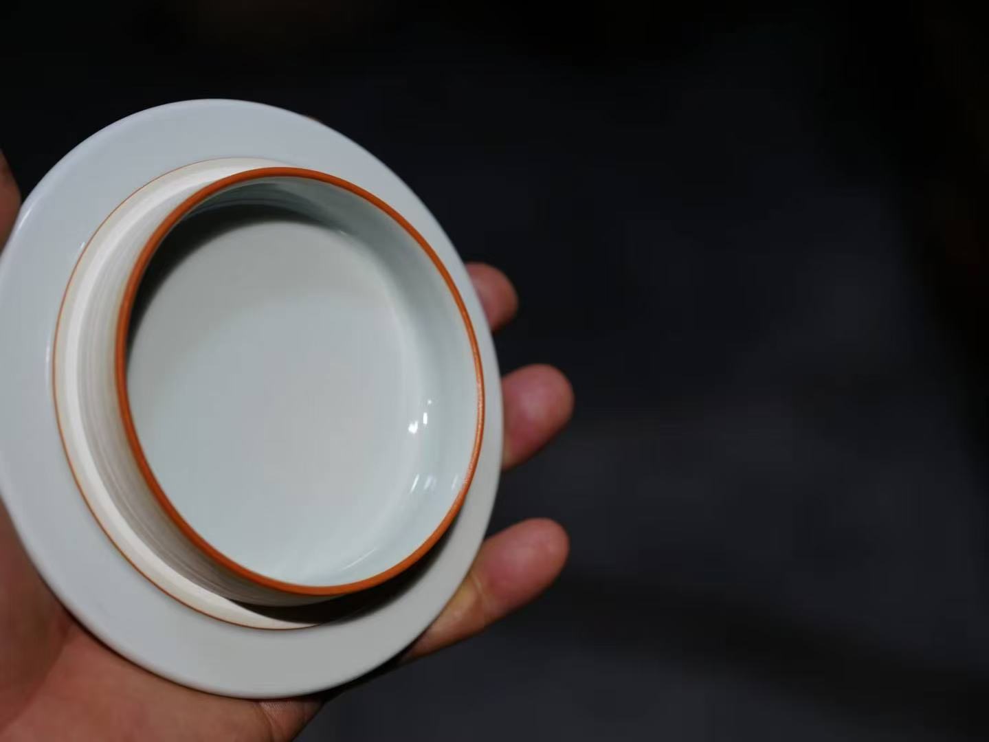 [蔓生敘古x Chingshui Tang] Wood-Fired Chai Kiln Blue & White Floral Bird Jar – 8.5cm Opening, 13.3cm Height