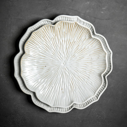 Gohobi Japanese Style Lace Ceramic Plate – Handmade Coarse Pottery Pasta and Tea Plate