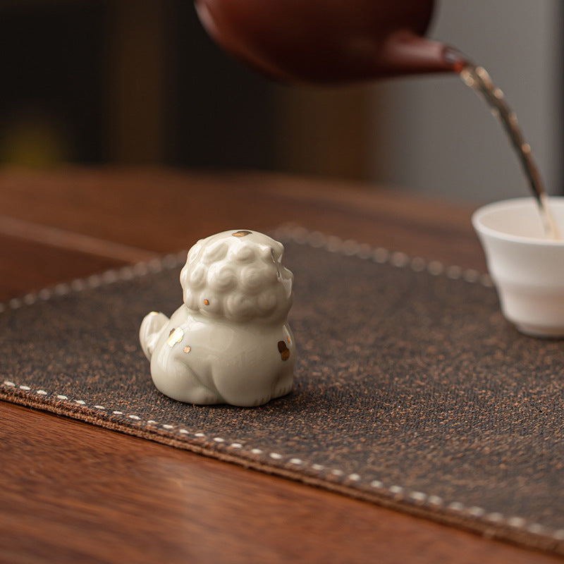 Gohobi Mini Ceramic Lion Tea Pet
