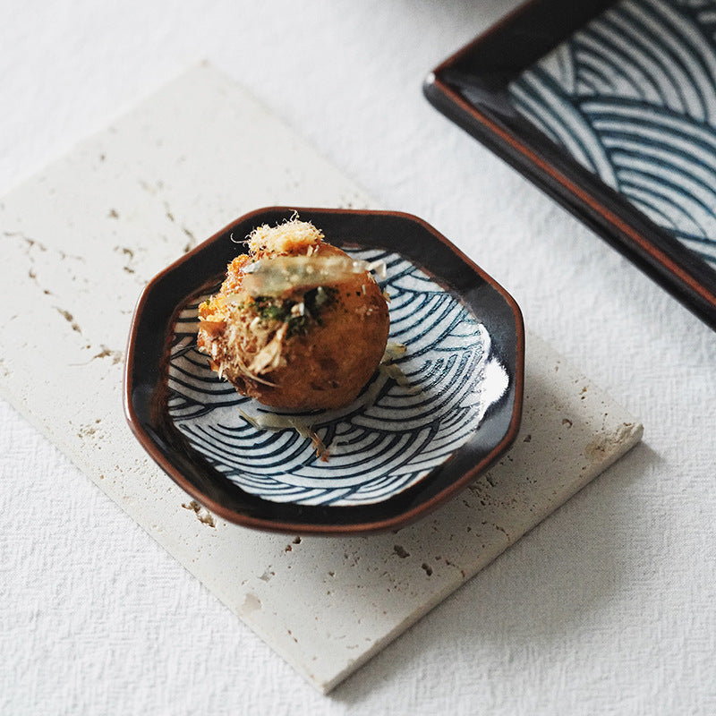 Gohobi Creative Japanese Ceramic Wave Pattern Sauce Dish