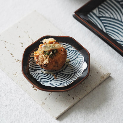 Gohobi Creative Japanese Ceramic Wave Pattern Sauce Dish