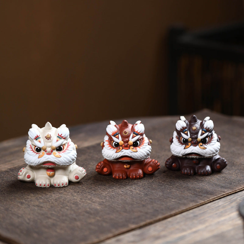 Gohobi Yixing Purple Clay Lion Dance Tea Pet – Handmade Guardian Ornament