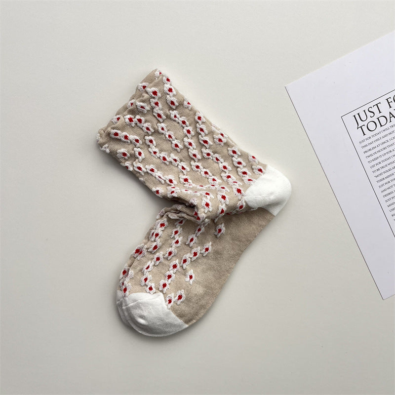 Gohobi Japanese Retro Embossed Floral Mid-Calf Socks
