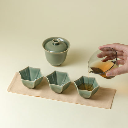Gohobi Yue Kiln Celadon Gaiwan Travel Tea Set