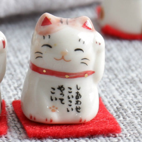 Gohobi Handmade Ceramic Cat Ornament
