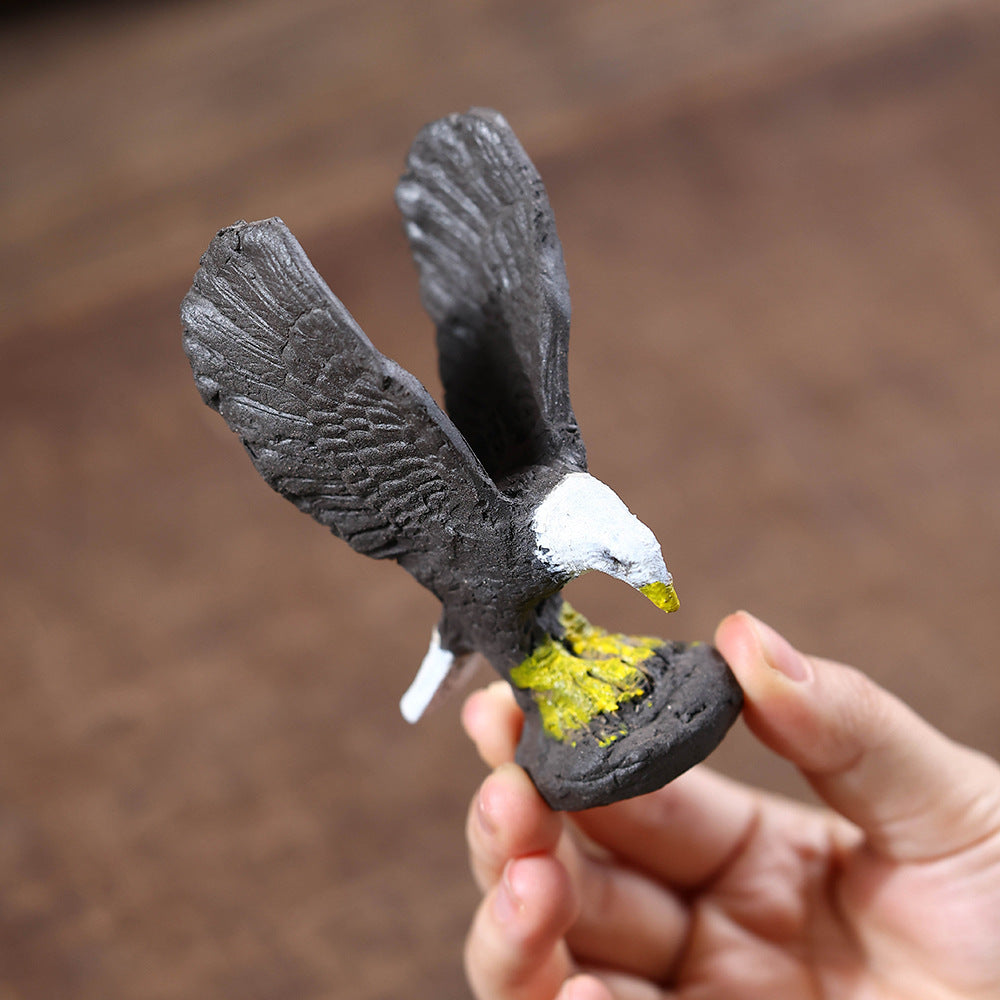 Gohobi Yixing Purple Clay Eagle Tea Pet – Hand-Painted Bird Ornament