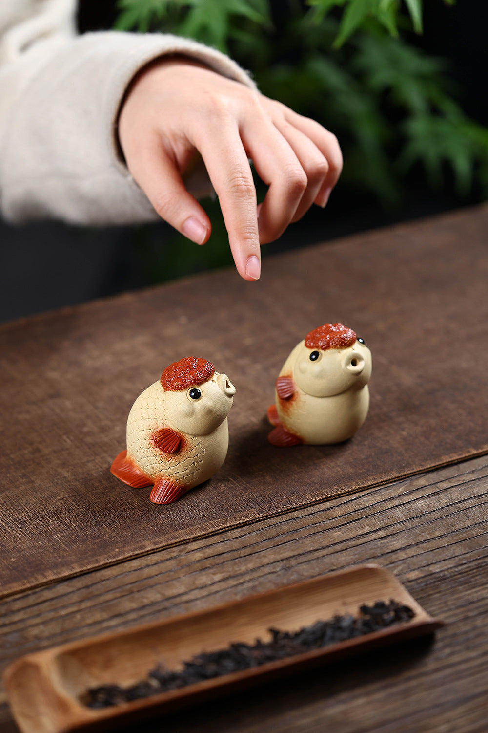 Gohobi Yixing Purple Clay Goldfish Tea Pet – Handmade Incense Holder Ornament