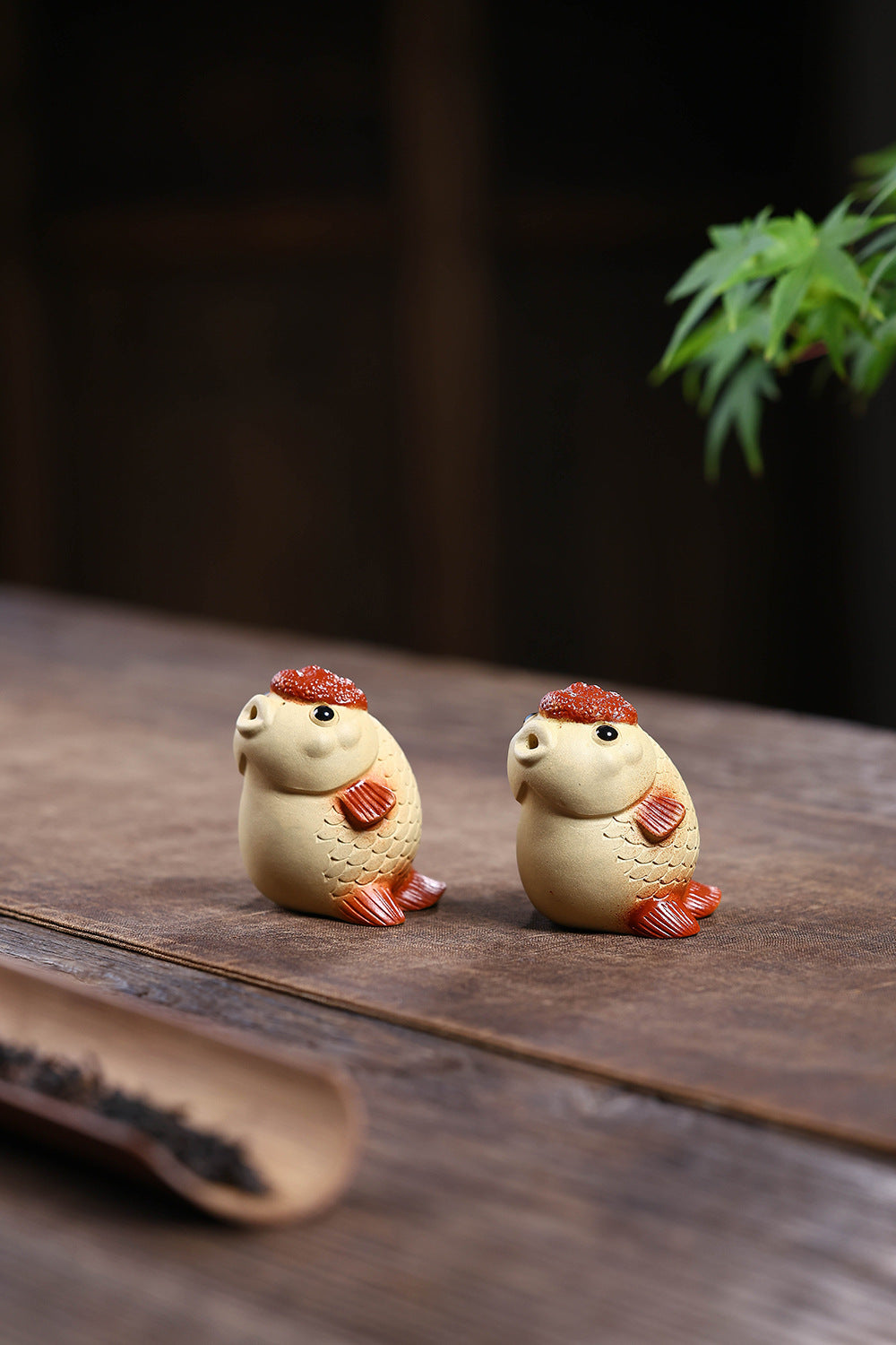 Gohobi Yixing Purple Clay Goldfish Tea Pet – Handmade Incense Holder Ornament