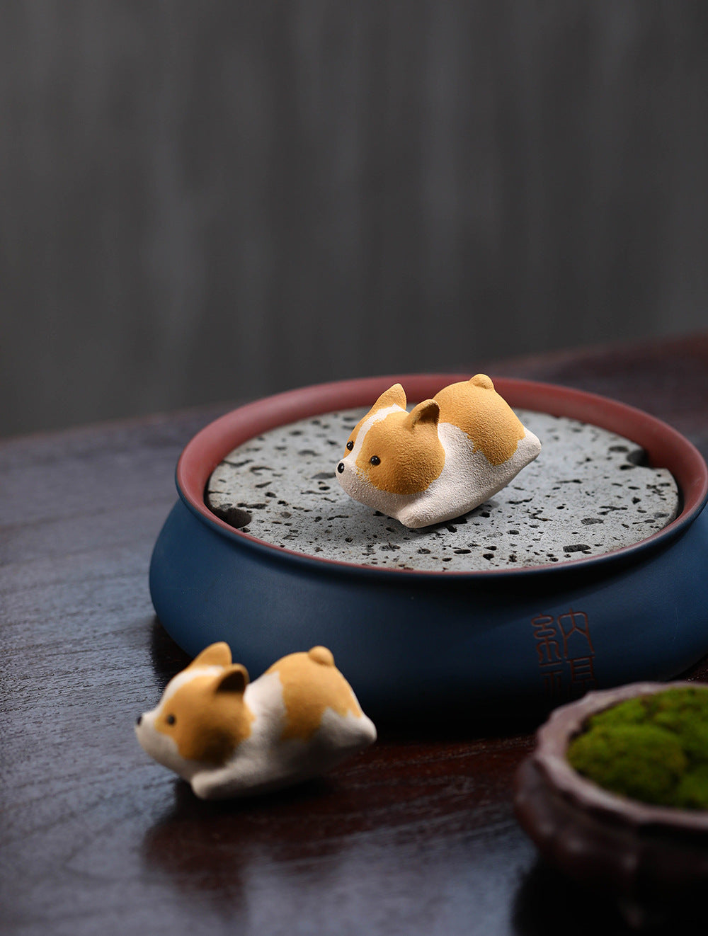 Gohobi Handmade Ceramic YiXing Clay Corgi Dog Ornament Tea pet