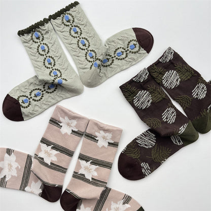 Gohobi Japanese Embossed Floral Mid-Calf Socks
