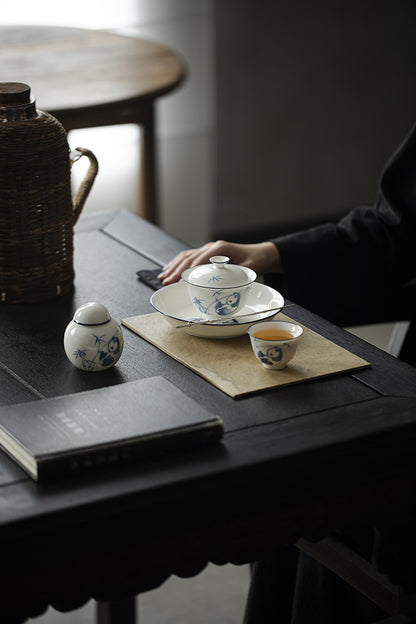 Gohobi Jade Clay White Porcelain Panda Gaiwan