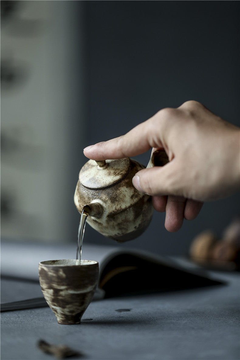 Gohobi Handmade Wood-fired White Paint Teapot (Side handle version)
