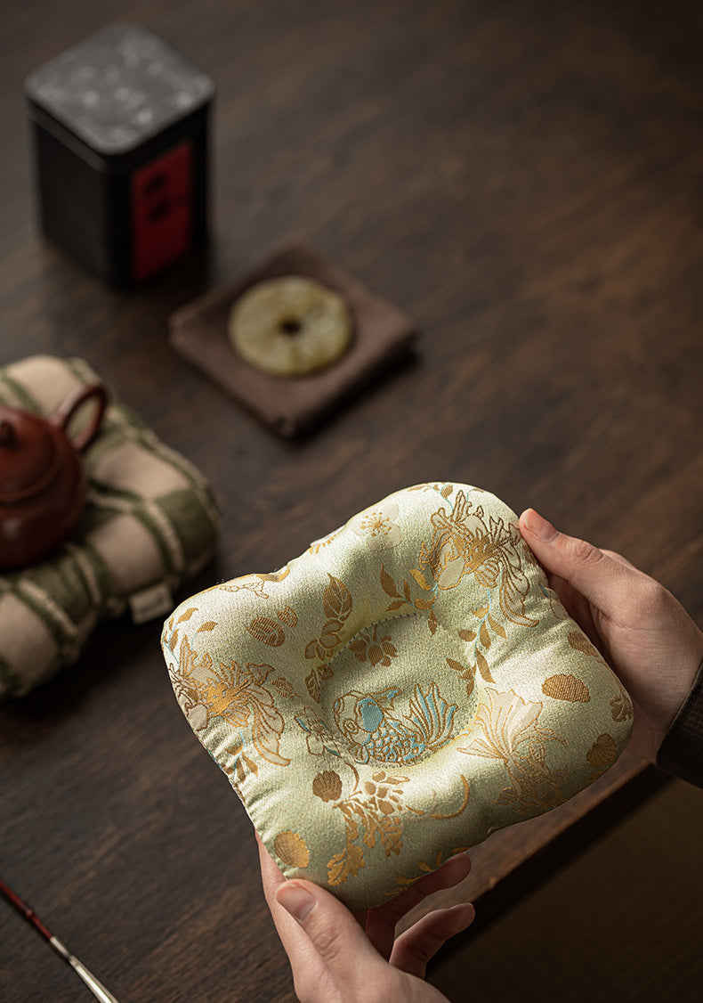 Gohobi Chinese Fabric Pot Coaster