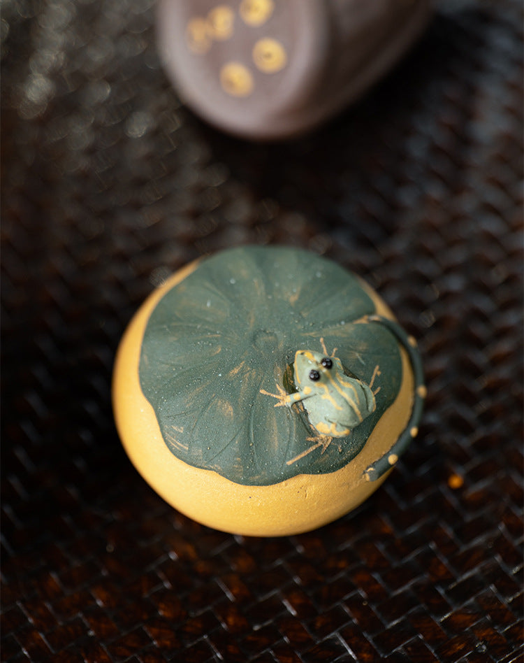 Yixing Purple Sand Spray Tea Pet Handmade Frog(Clearance)