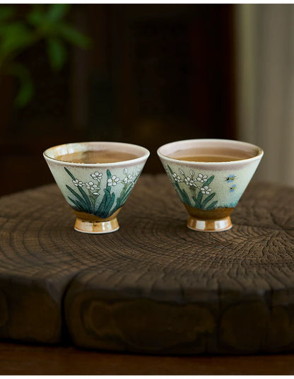 Gohobi Hand-Painted Daffodil Teacup Gift Set – Ceramic Hat Style Tea Cup with Gift Box