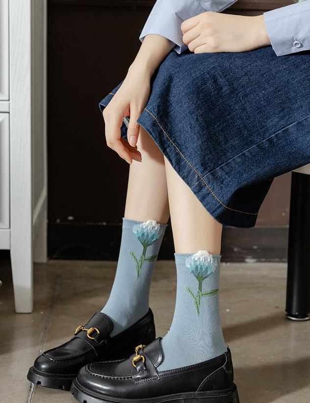 Gohobi Japanese Tulip Mid-Calf Socks