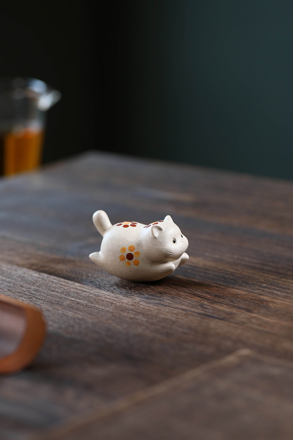 Gohobi Yixing Purple Clay Flower Cat Tea Pet – Handmade Lucky Cat Ornament
