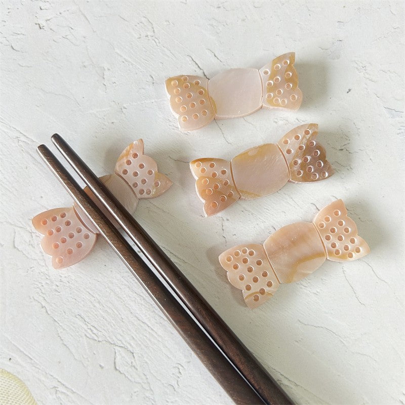 Gohobi Shell Chopstick Rest