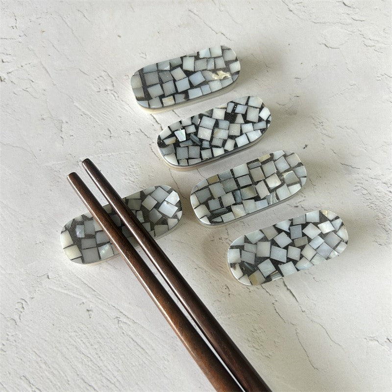 Gohobi Shell Chopstick Rest