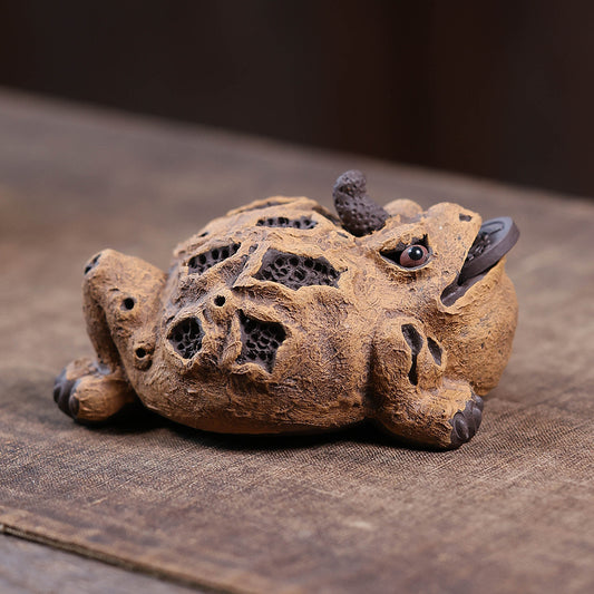 Gohobi Yixing Purple Clay Three-Legged Golden Toad Tea Pet – Handmade Lucky Ornament