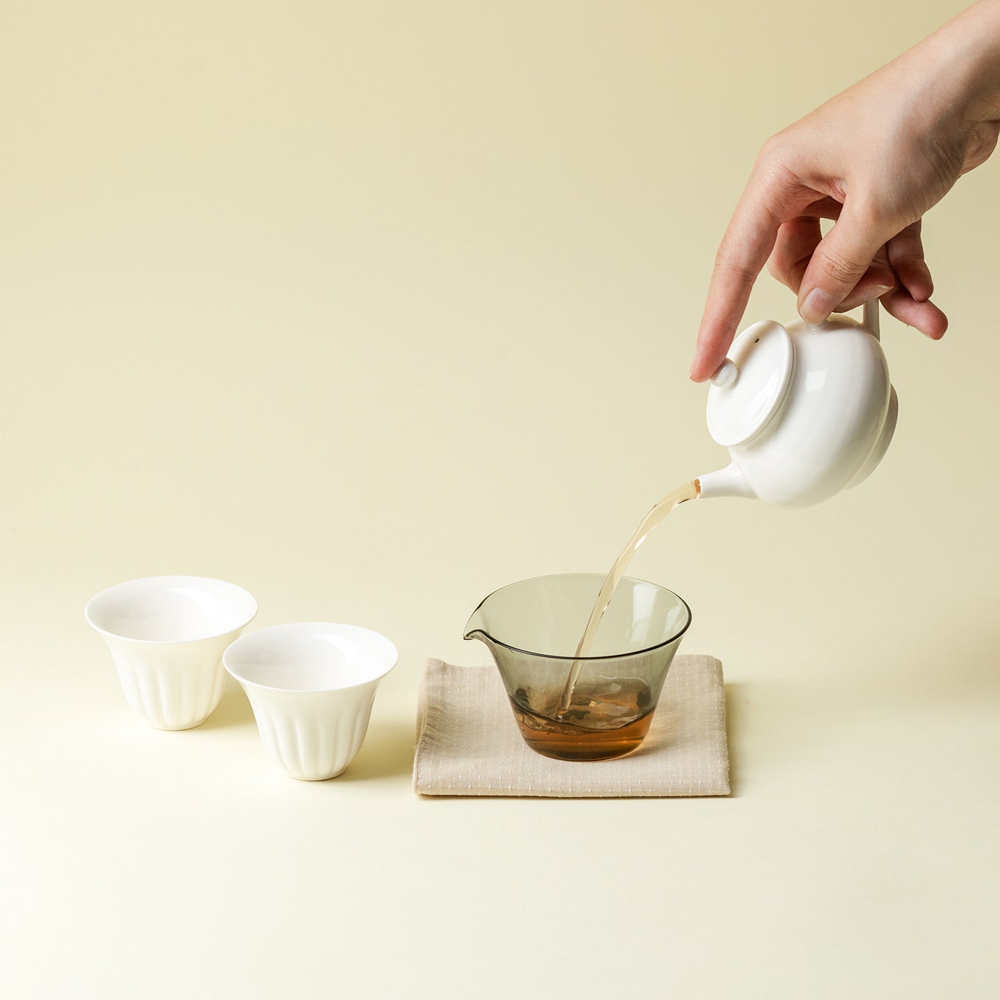 Gohobi White Porcelain Pumpkin Travel Tea Set