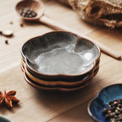 Gohobi Kiln-Change Glazed Sauce Dish