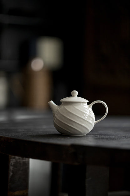 Gohobi Japanese-Style Grass Ash Glaze Teapot