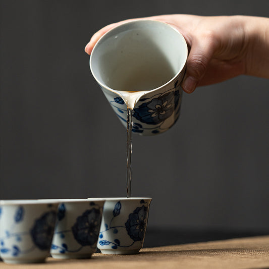 Gohobi Blue and White Twining Lotus Fair Cup