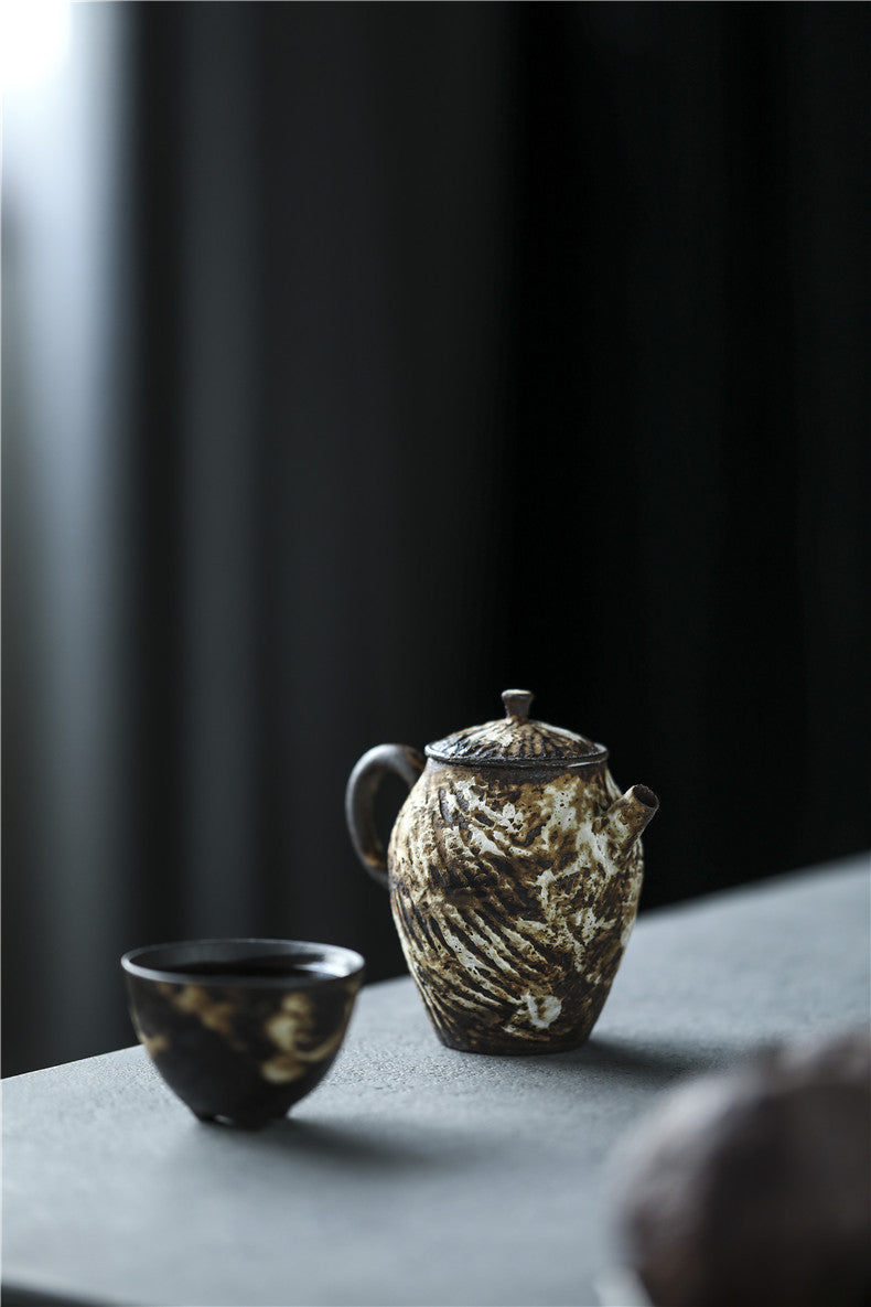 Gohobi Handmade Wooden-fired White Paint Teapot
