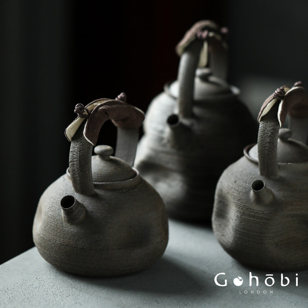 Gohobi Nanbanyaki Style Fireplace-Boiled Teapot – Handmade Wabi-Sabi Dual-Purpose Kettle (900ml)