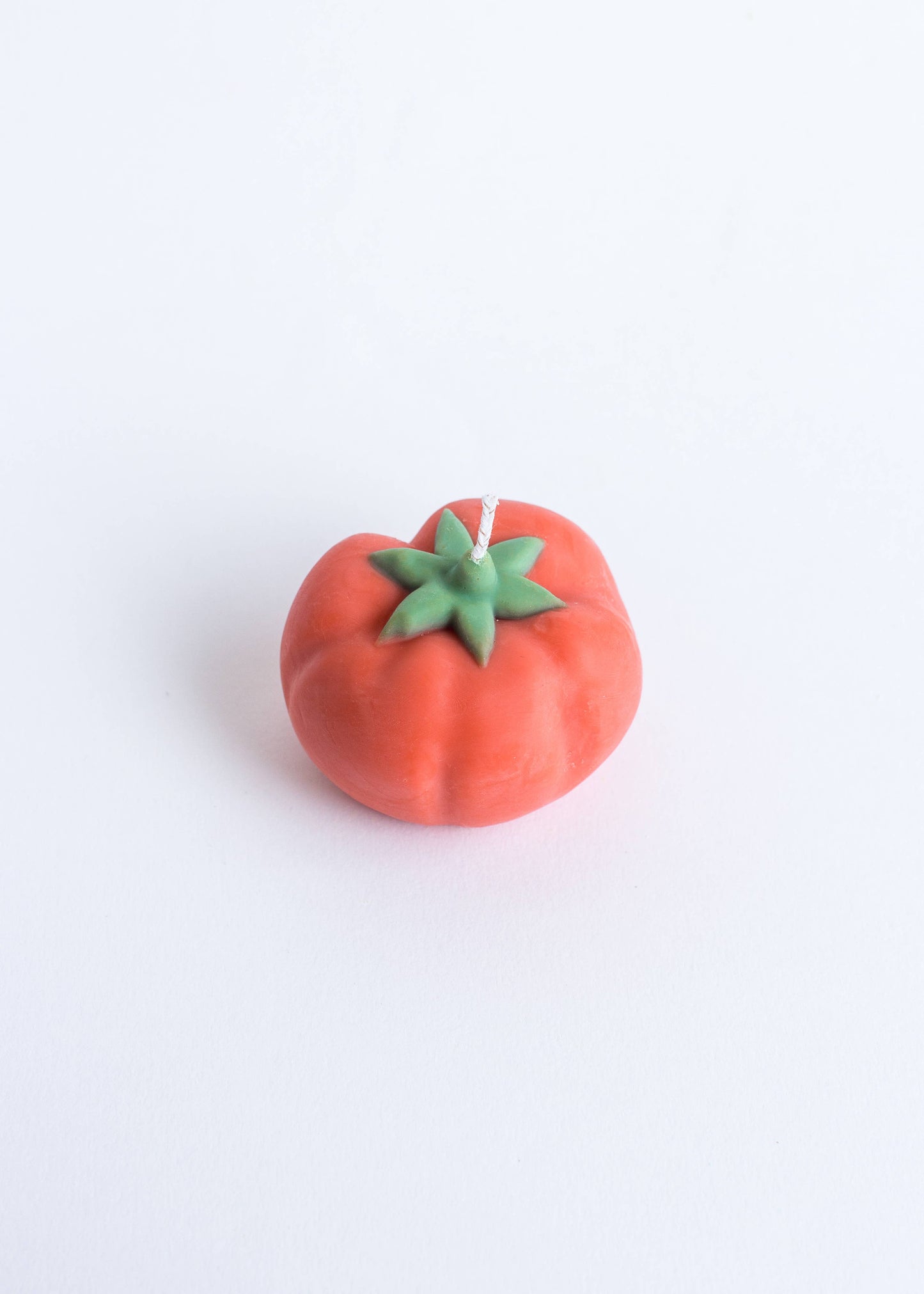 HereThe Ripe Tomato Candle