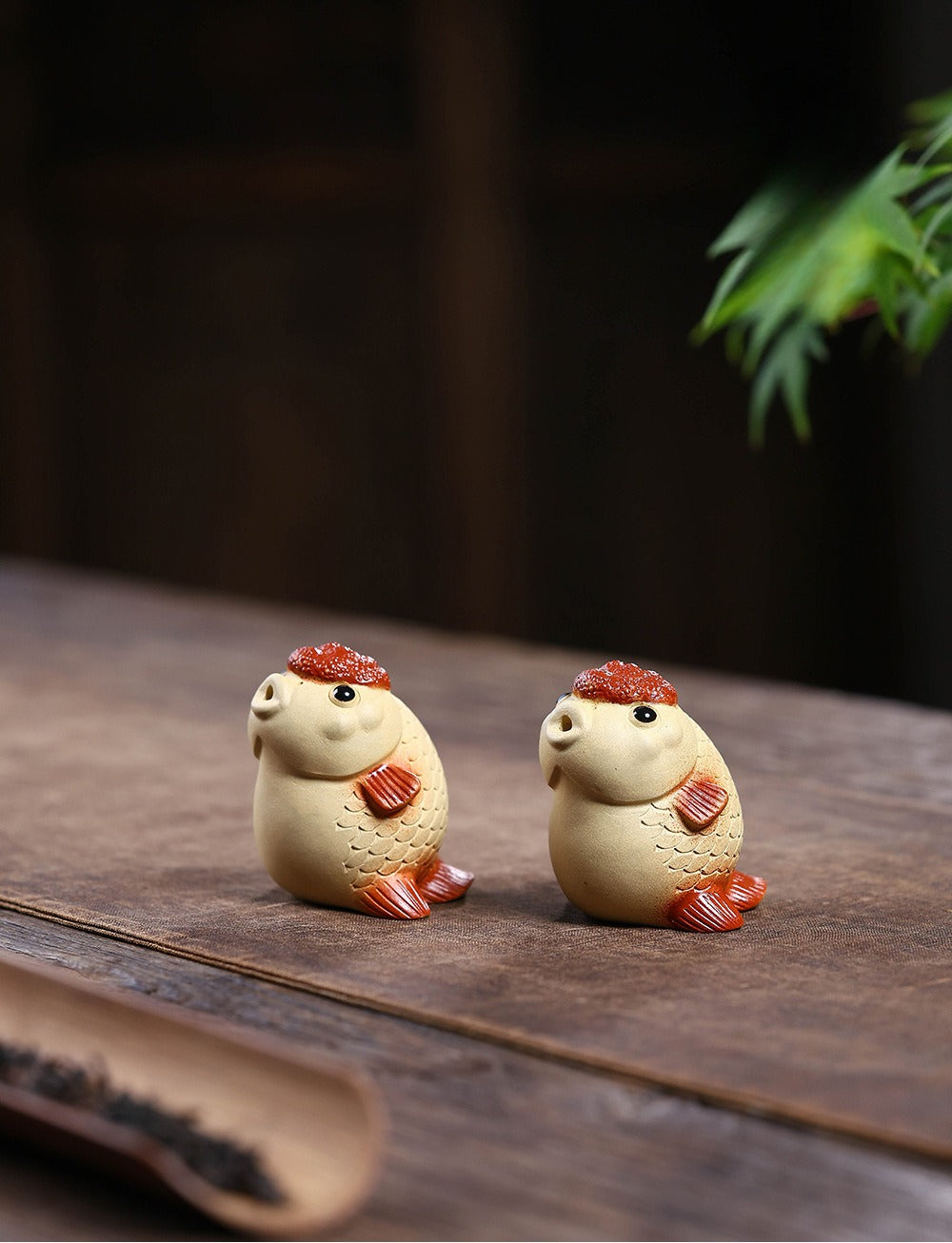 Gohobi Yixing Purple Clay Goldfish Tea Pet – Handmade Incense Holder Ornament