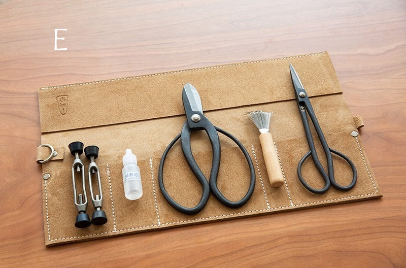 Gohobi Japanese Ikebana Florist Tool Kit – Flower Scissors, Water Injector & Tool Bag Set
